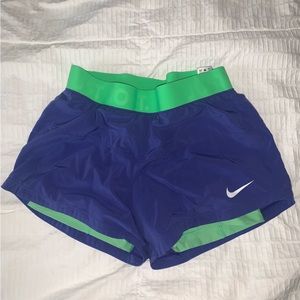 Nike Dri—FIT 2-in-1 running shorts xs purple and green